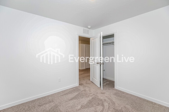 Building Photo - 2493 W Pollinator Dr