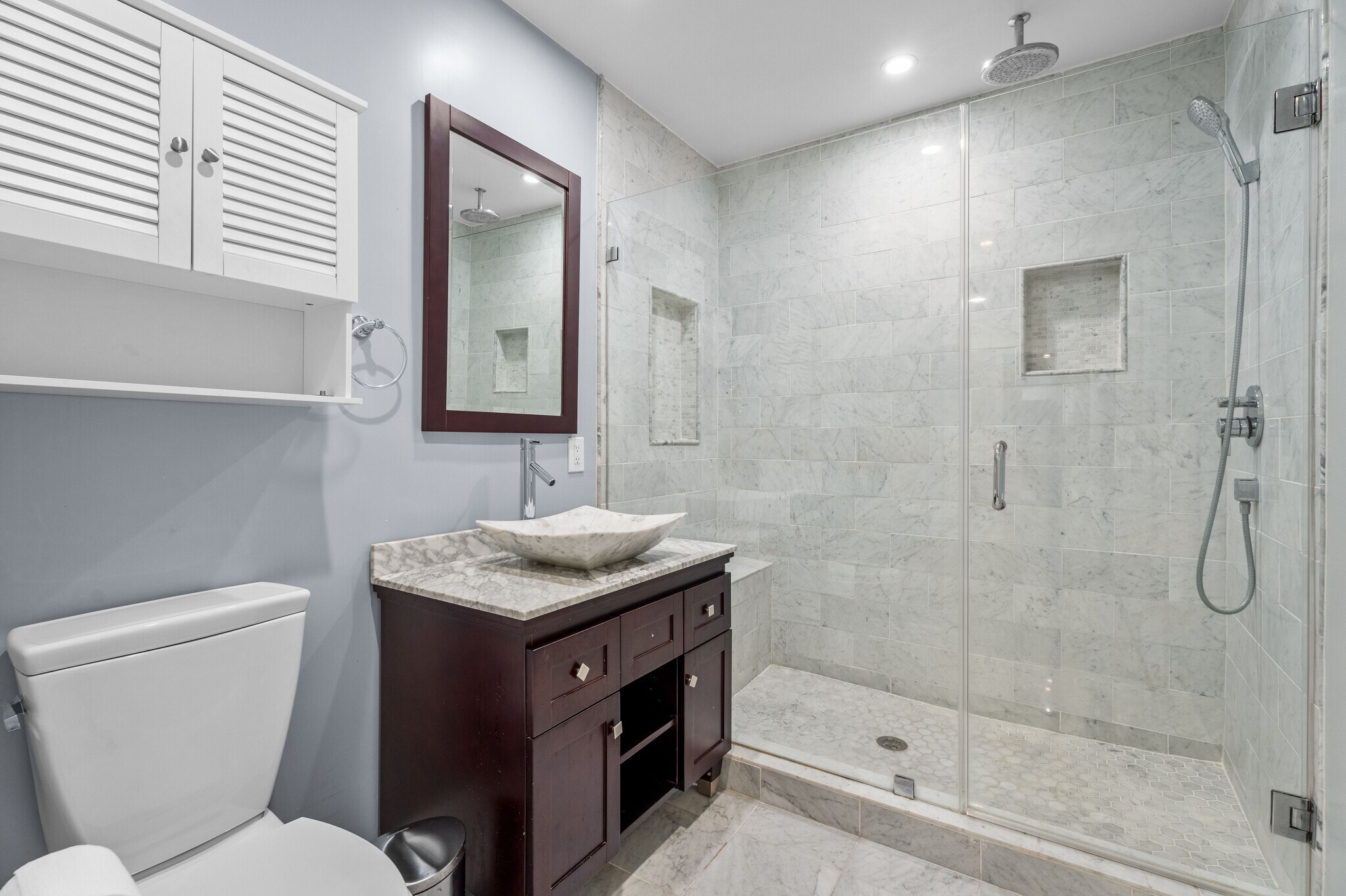 Building Photo - 4242 Van Nuys Blvd