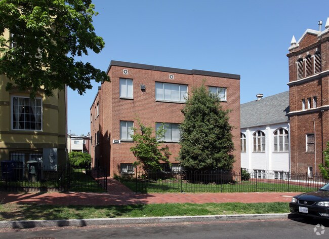 Primary Photo - 630 11th St NE