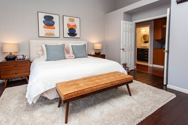 Building Photo - Coming Soon – Spacious 4-Bedroom, 2-Bath H...