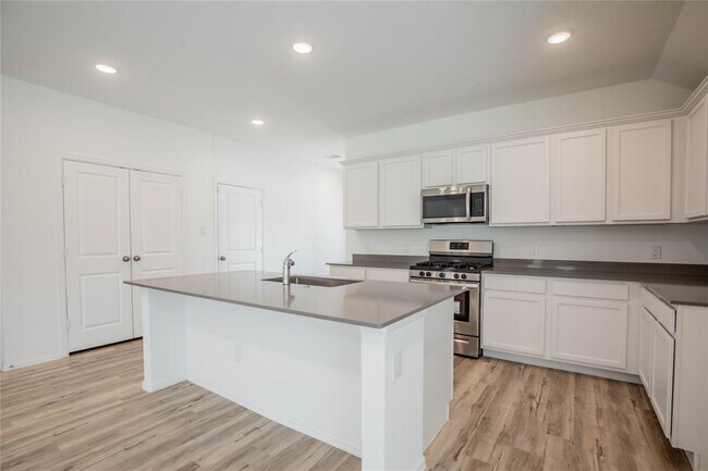 Building Photo - 22065 Juniper Crossing Dr