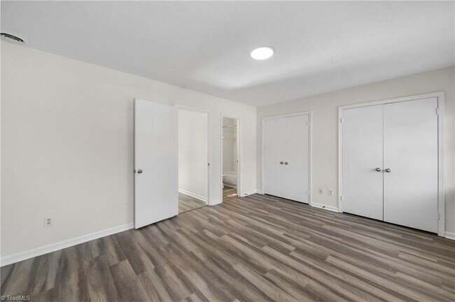 Building Photo - 5739 Bramblegate Rd