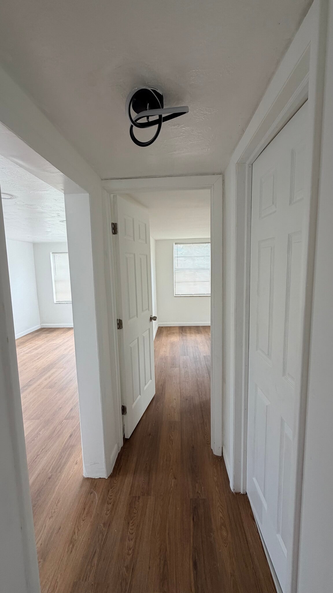 Building Photo - 414 Phippen Waiters Rd