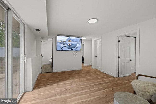 Building Photo - 901 Russo Dr