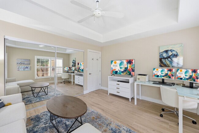 Building Photo - 26868 Wedgewood Dr