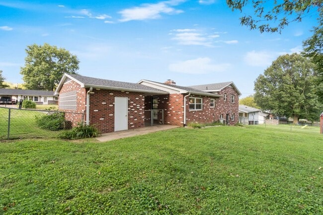 Building Photo - Beautiful House in Cape