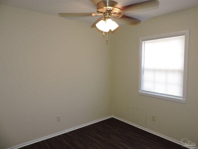 Building Photo - 5672 Hermosa Cir