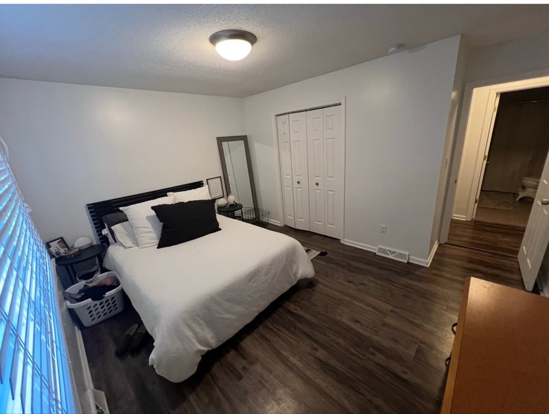 Building Photo - 3719 Kalamazoo Ave SE