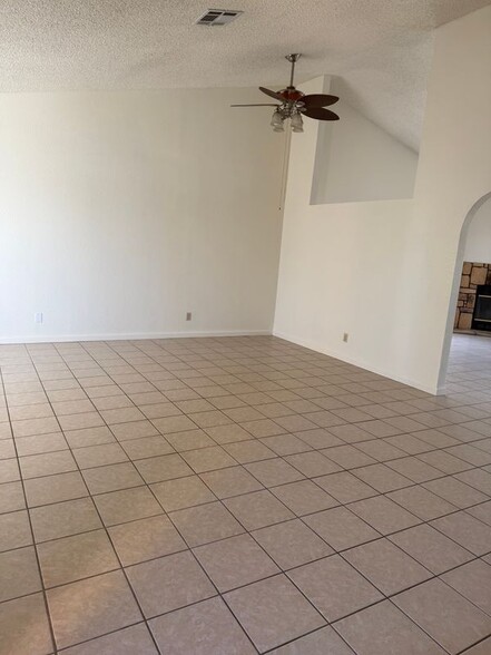 Building Photo - 22412 Hurons Ave