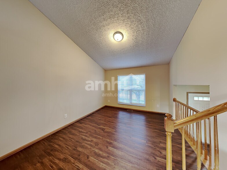 Building Photo - 3417 Hail Ridge Dr
