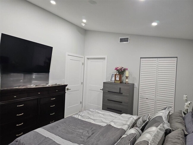 Building Photo - Southwest 177th Avenue, Miami, FL 33196 - ...
