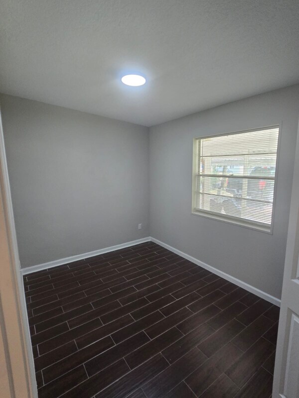 Building Photo - 10242 Westmar Rd