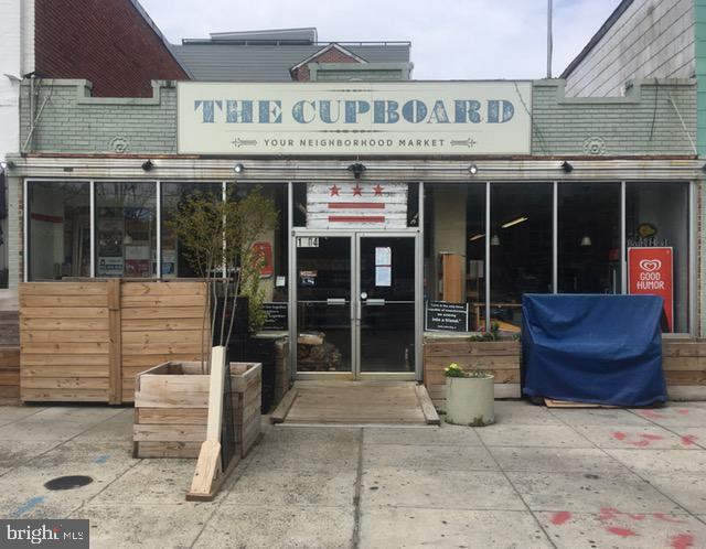 Building Photo - 2 17th St SE