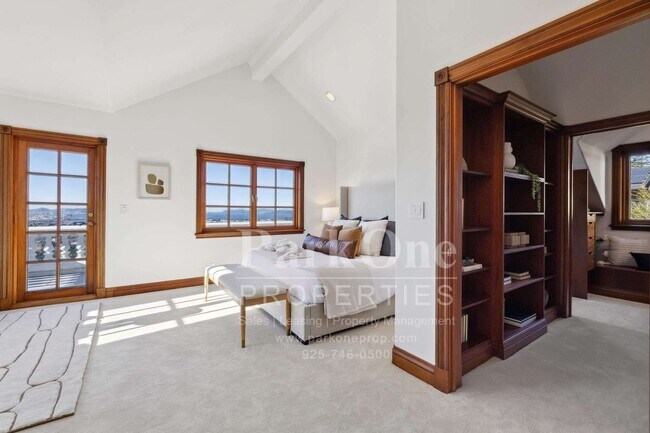 Building Photo - Short term, furnished possible for this magnificent home.