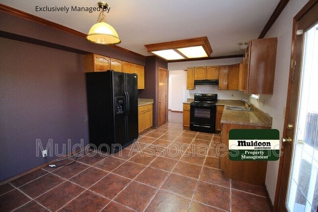 Building Photo - 2180 Silkwood Dr