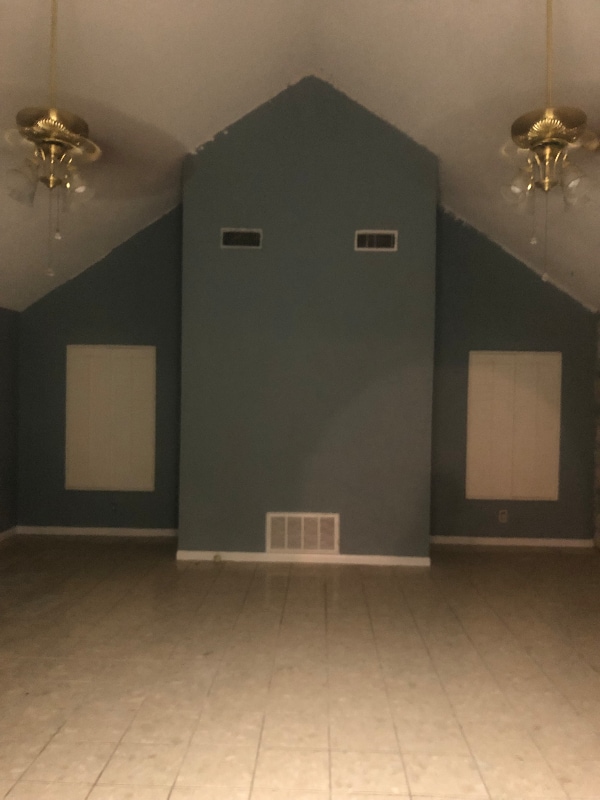 Building Photo - 10207 Wagon Rd W