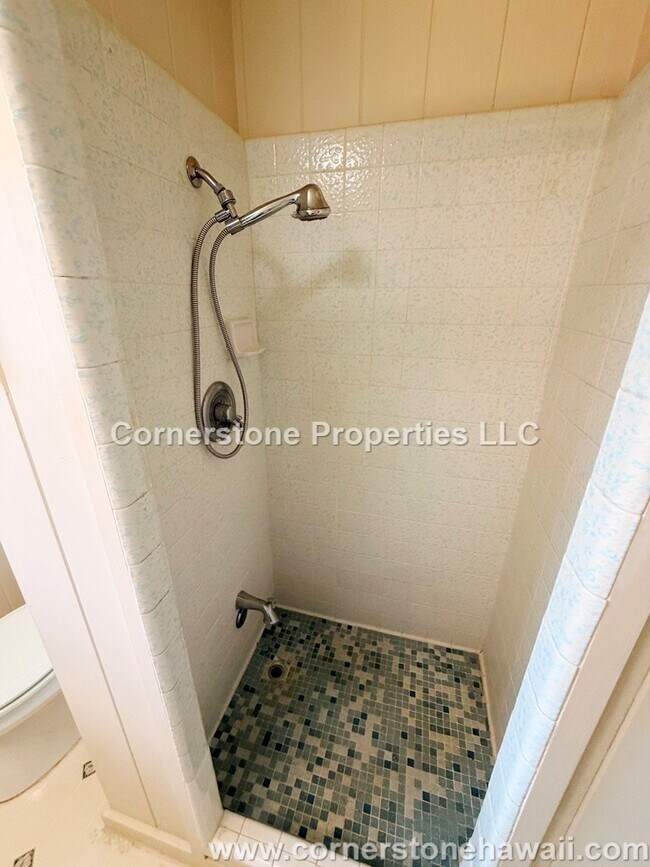 Building Photo - 45-583 Paleka Rd