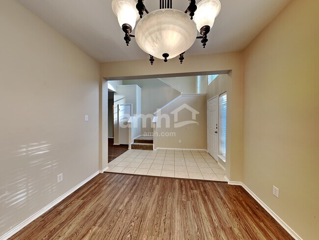 Building Photo - 3841 Chimney Rock Dr