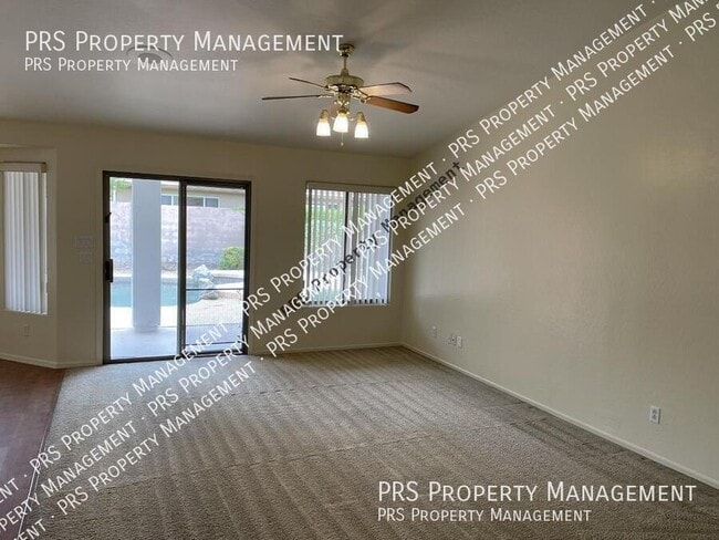 Building Photo - 1435 E Galveston St