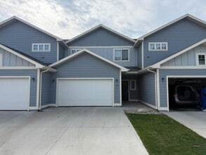 Building Photo - 1538 Ohana Ave