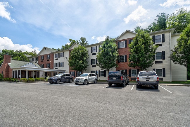 Heritage House Senior Living - Beckley, WV | Apartment Finder