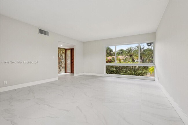 Building Photo - 20 W Tropical Way