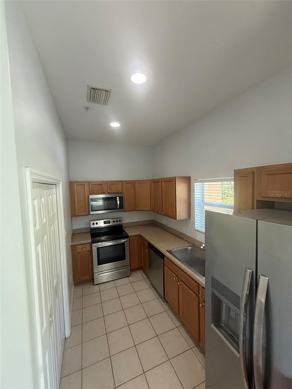 Building Photo - 445 Bayou-Village Dr