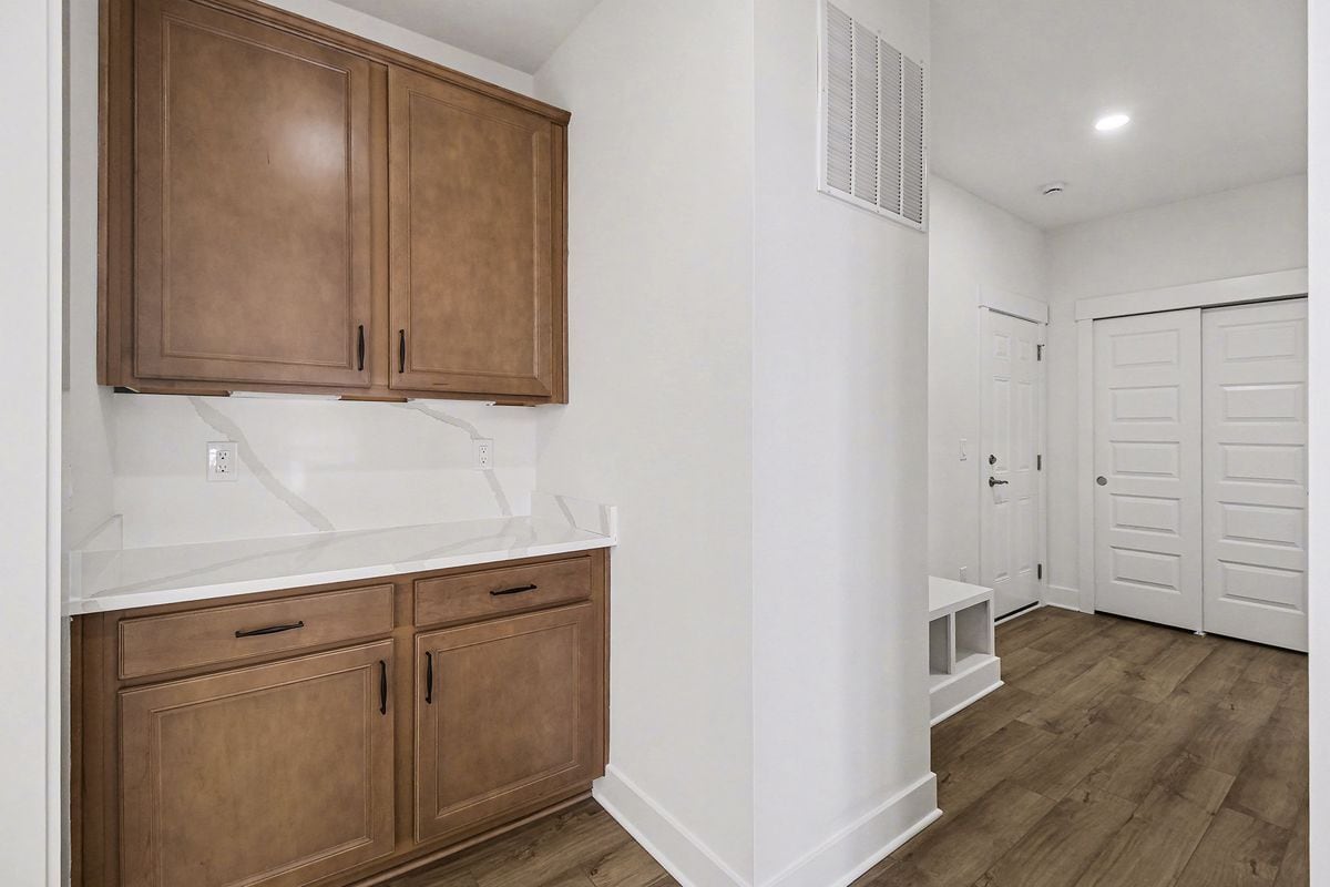 Building Photo - 3631 Downing Rd