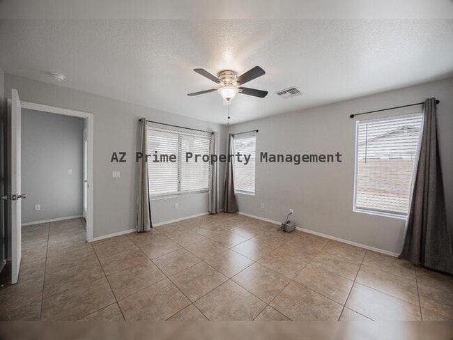 Building Photo - 5014 W Ponderosa Ln