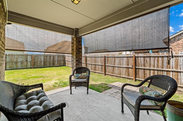 Building Photo - 303 Hawthorn Dr