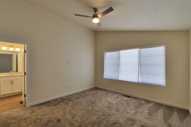 Building Photo - 9679 Albion Ln