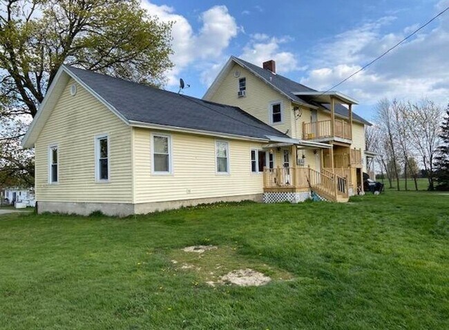 Building Photo - 9040 E Parker Rd