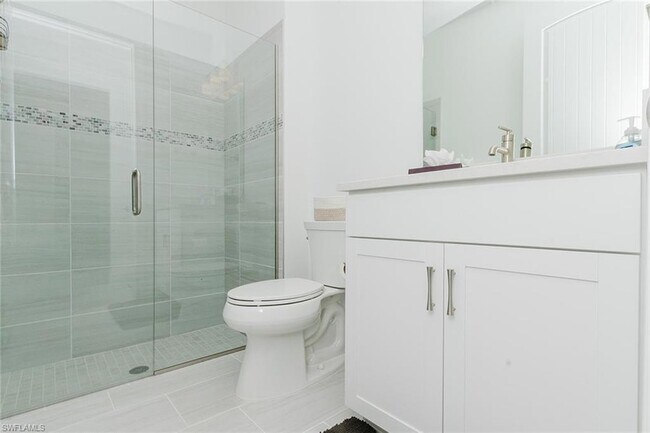 Building Photo - 5939 Gala Dr