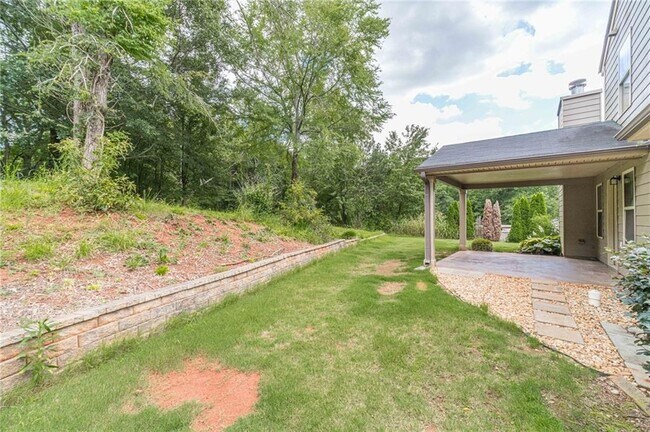 Building Photo - 511 Lena Dr