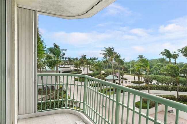 Building Photo - 8600 S Ocean Dr