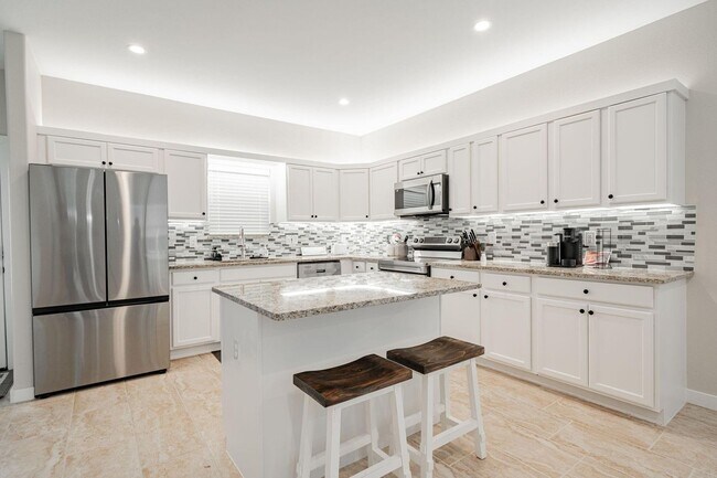 Building Photo - Available