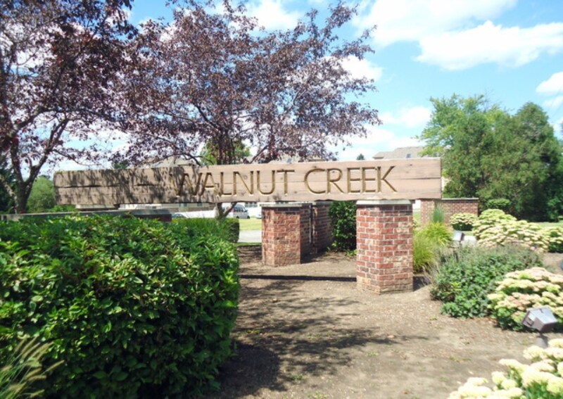 Building Photo - 420 Walnut Creek Rd