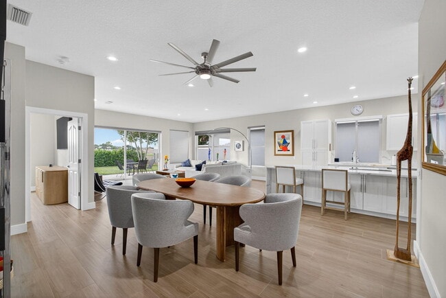 Building Photo - 945 Bear Island Cir