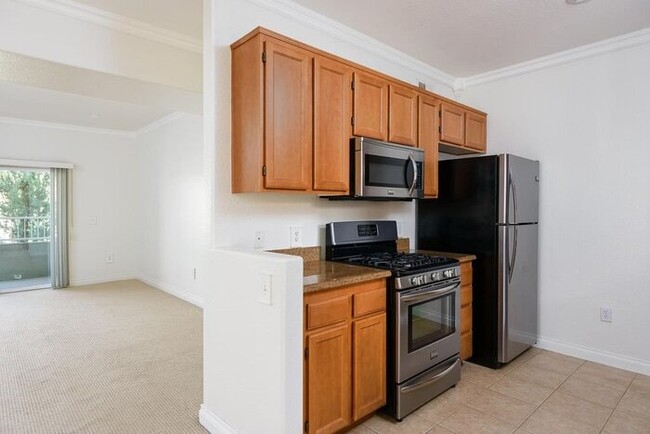 Building Photo - Rancho Mission Trails Condo