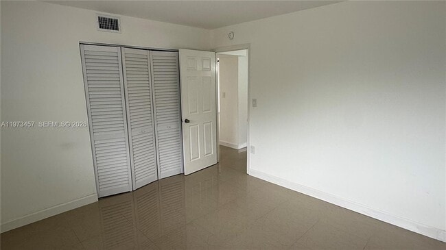 Building Photo - 3849 NE 169th St