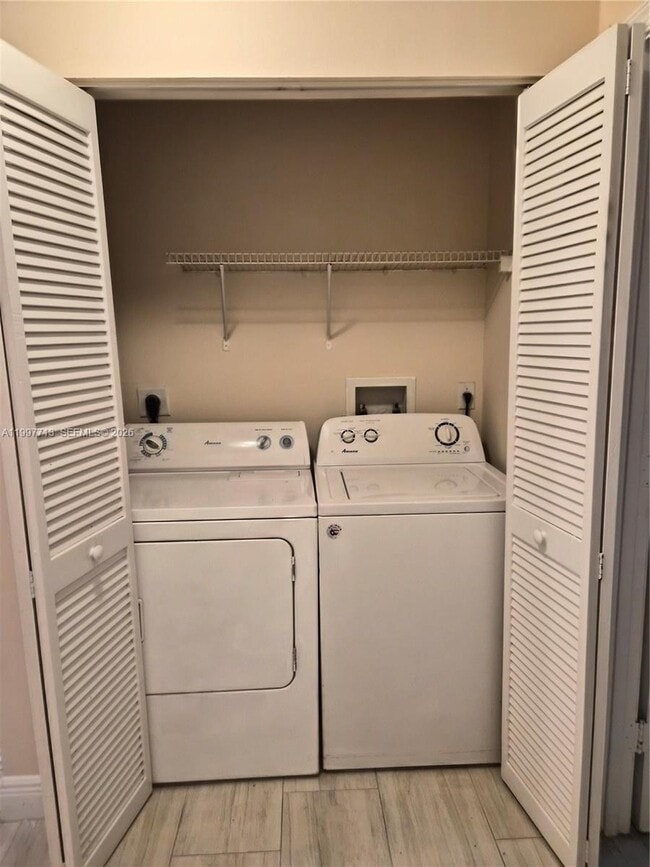 Building Photo - 2488 NW 99th Way