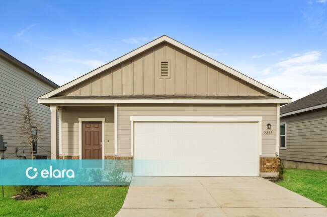 Primary Photo - 5219 DAWN BREAK