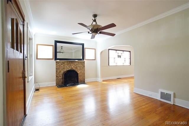 Building Photo - 571 S Corona St