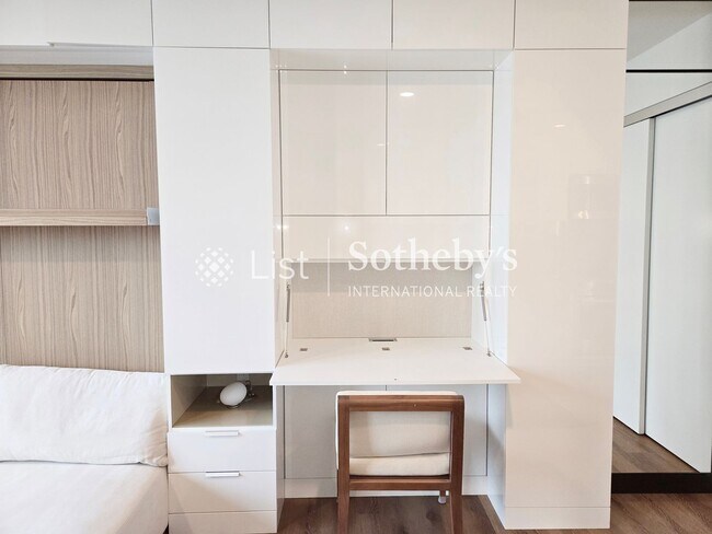 Building Photo - Aalii #1609 | Honolulu, HI