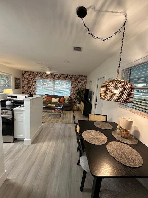 Building Photo - 524 Eastwind Dr