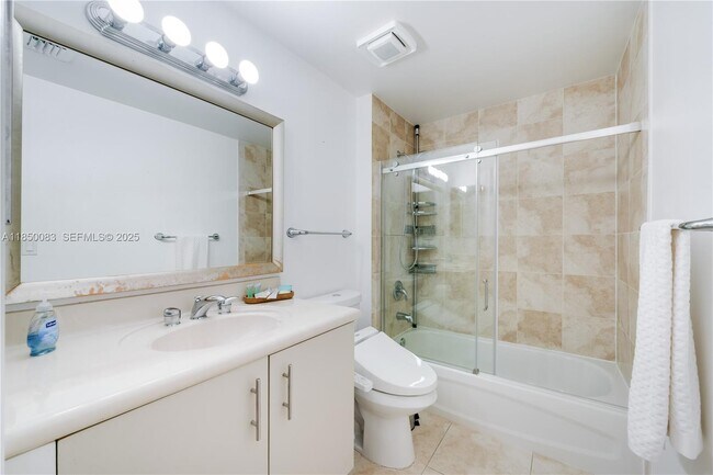 Building Photo - 7910 Harbor Island Dr