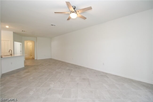 Building Photo - 2156 Dragonfruit Wy