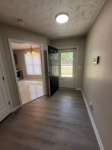 Building Photo - 302 Wapiti Dr