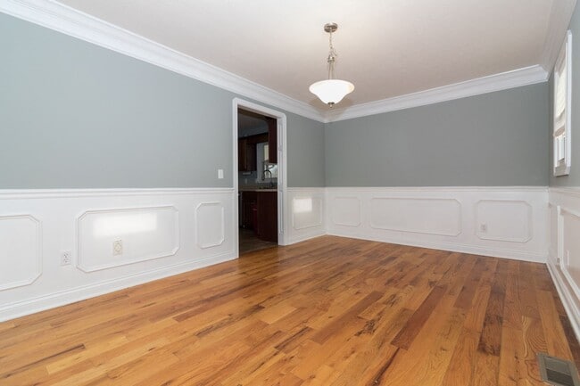 Building Photo - 2588 Hutcherson Ln