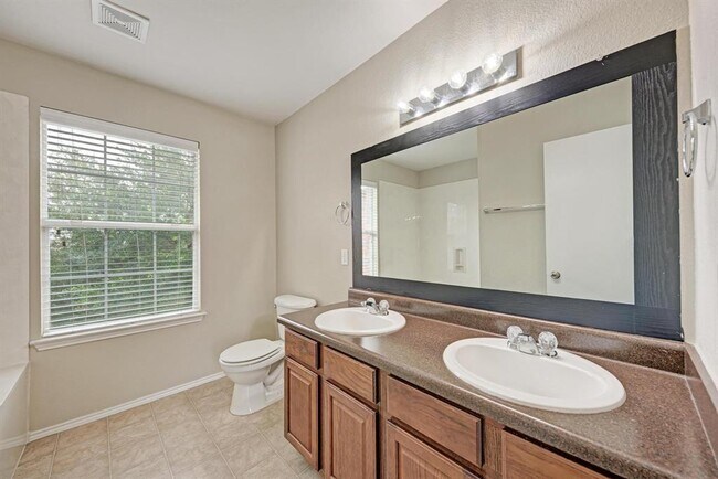 Building Photo - 3417 Tralagon Trail